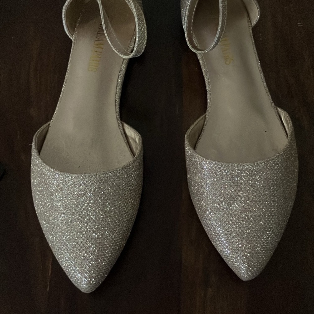 Never been worn- Dream Paris Silver Glitter Flats with Ankle Strap